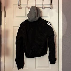 Small juniors windbreaker